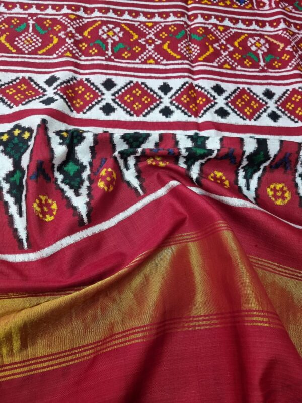 9 figure double ikat patan patola saree - Image 2